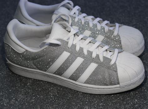 adidas schuh mit silber|Silberne Schuhe und Stiefel .